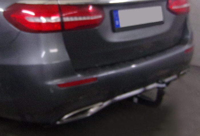 Anhängerkupplung für Mercedes-E-Klasse Kombi W 213, spez. m. AMG Sport o. Styling Paket, Baureihe 2016- V-abnehmbar